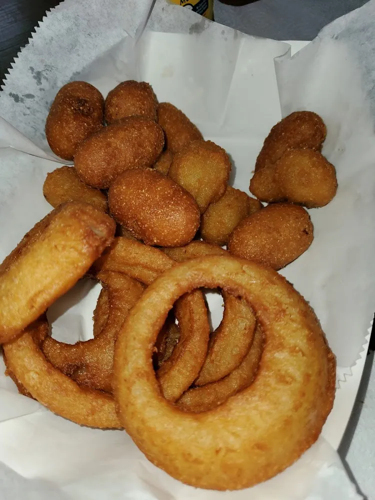 Fried Mushrooms & Onion Rings